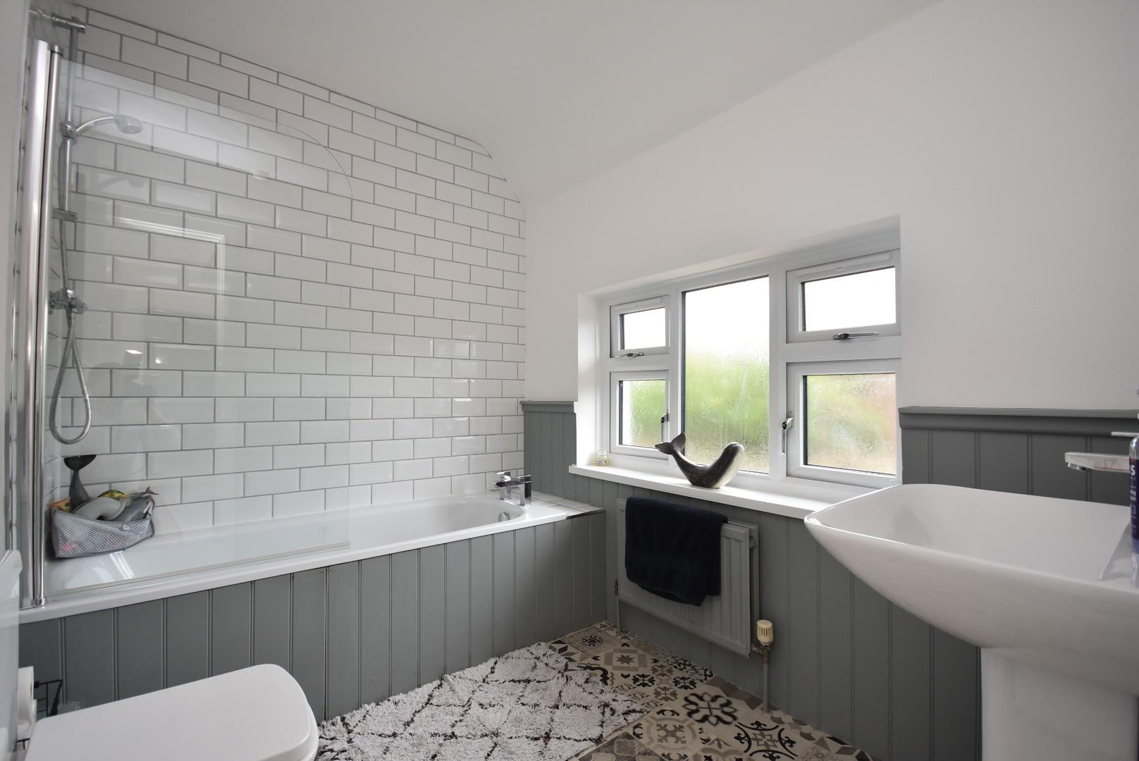 20 Knowbury Avenue, Penarth, CF64 5RX